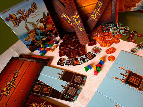Monopolis Piratoons Base Tabletop, Board and Card Game