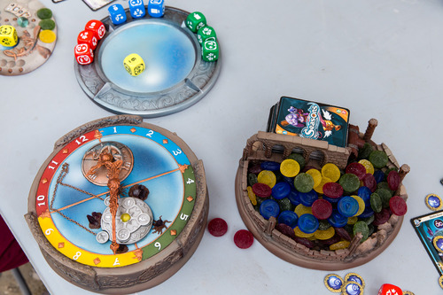 Monopolis Seasons Base Tabletop, Board and Card Game