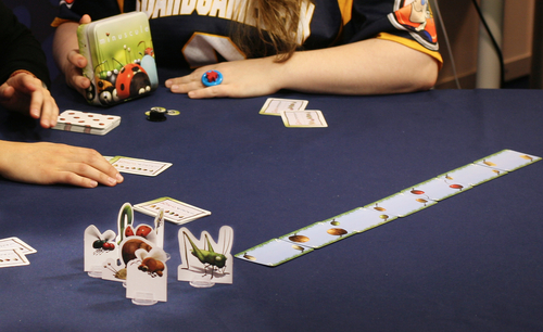 Monopolis Minuscule Base Tabletop, Board and Card Game